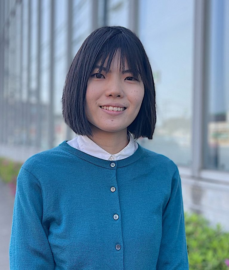 宮地里奈